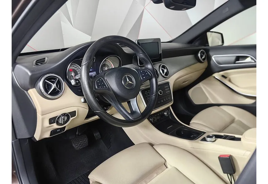 АВИЛОН - Mercedes-Benz GLA 200 7G-DCT (150 л.с.) Особая серия Коричневый - slide 10