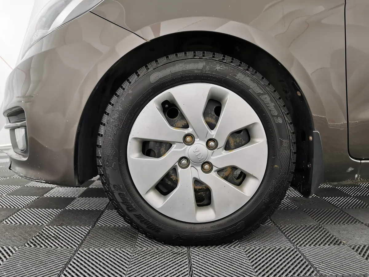 Kia Rio 1.6 AT (123 л.с.) Коричневый в АВИЛОН. Слайд №9