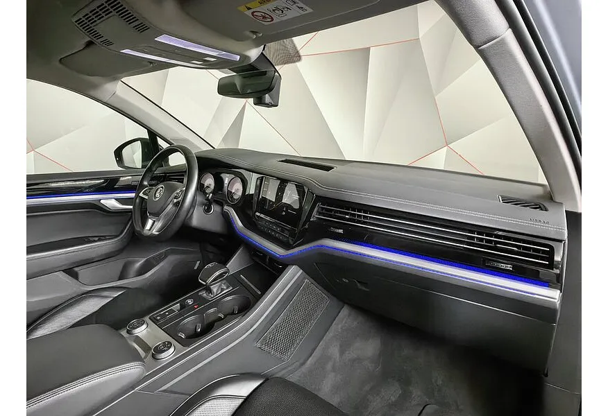 Volkswagen Touareg 2.0 TSI Tiptronic 4Motion (249 л.с.) Respect Серый в АВИЛОН. Слайд №13