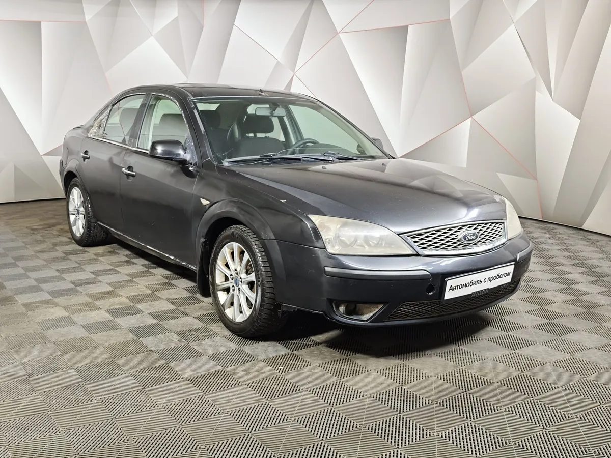 Ford Mondeo 2.0 MT (145 л.с.) Черный в АВИЛОН. Слайд №3