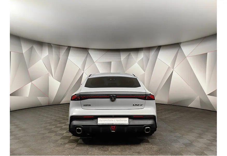 Changan UNI-V 1.5 AMT (181 л.с.) DLX Серый в АВИЛОН. Слайд №8