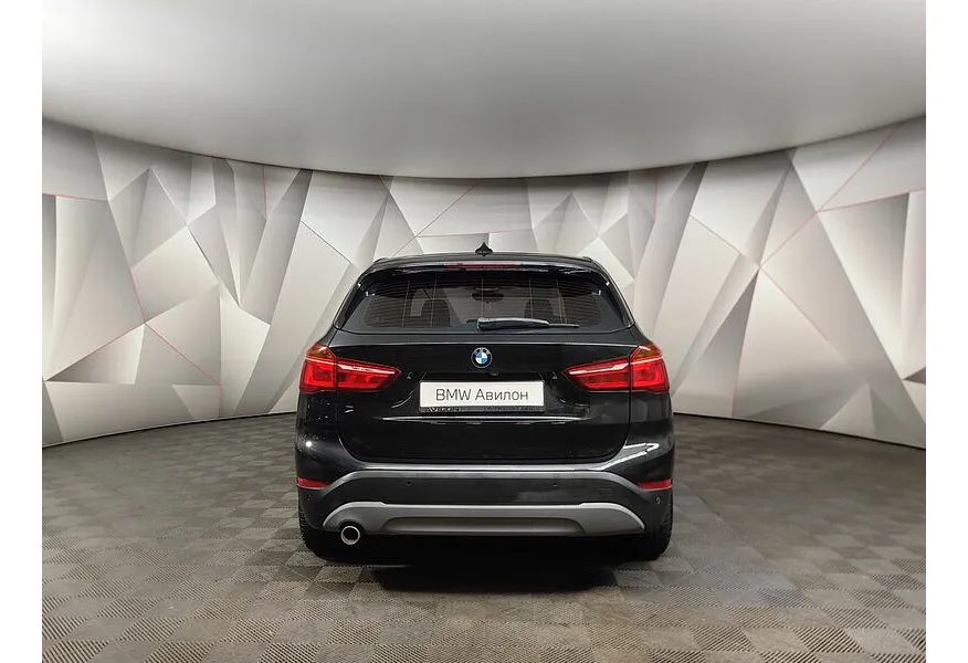 LIVE. Слайд №5