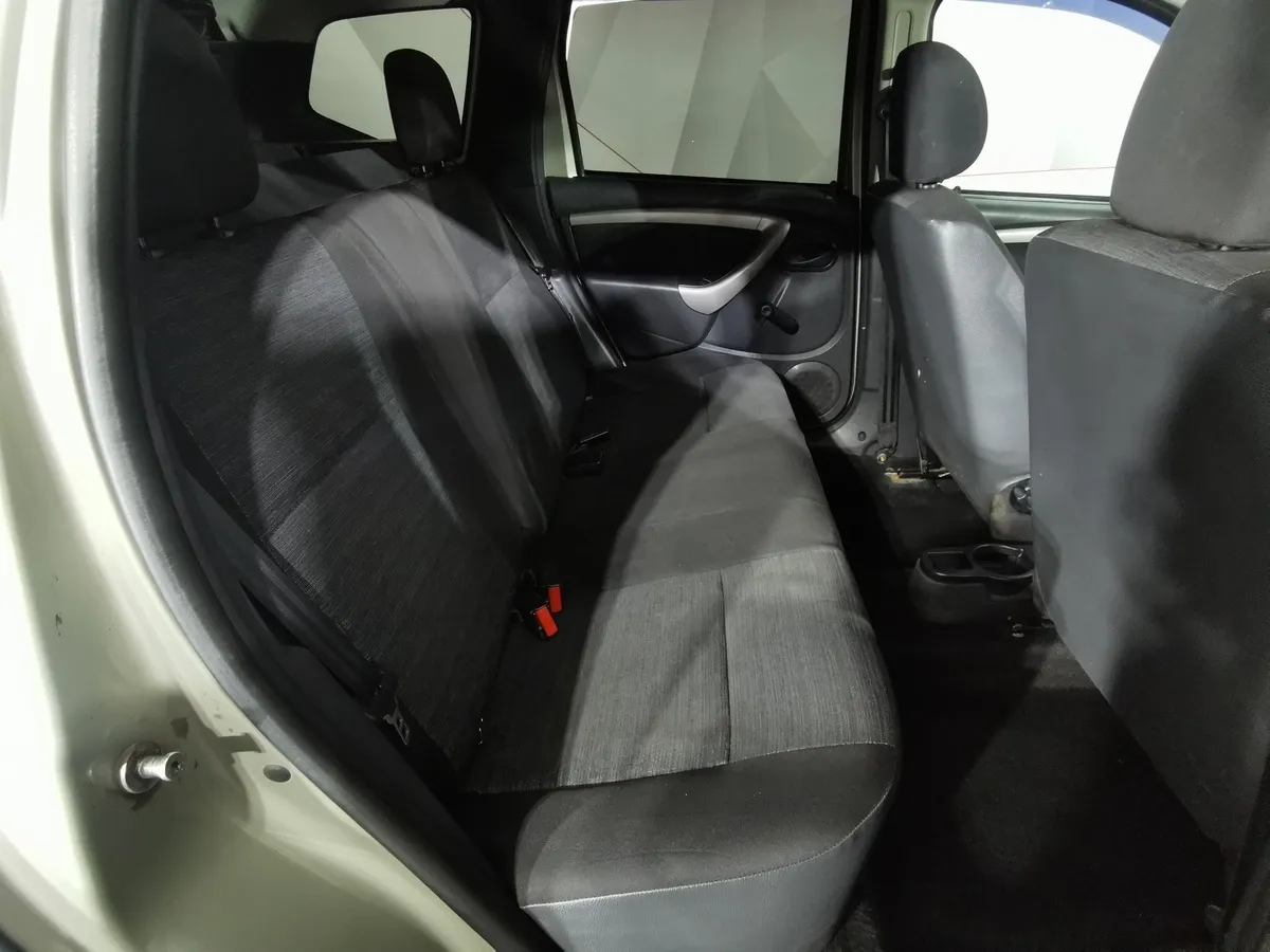 Renault Duster 1.6 MT (114 л.с.) Бежевый в АВИЛОН. Слайд №15