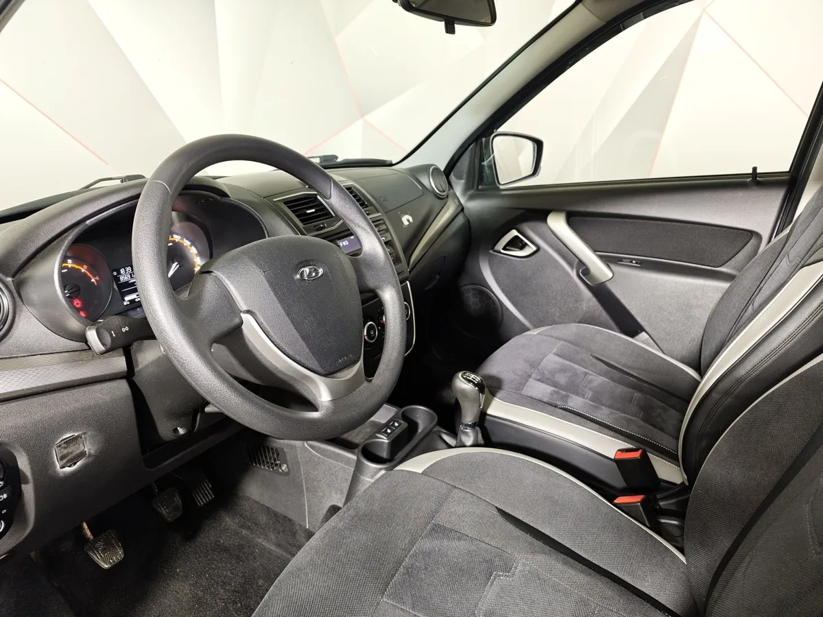 ВАЗ (Lada) Granta 1.6 MT 16 кл (106 л.с.) Серый в АВИЛОН. Слайд №19