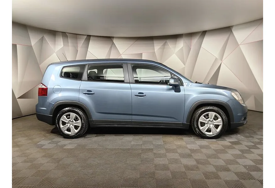 Chevrolet Orlando 1.8 MT (141 л.с.) Голубой в АВИЛОН. Слайд №6