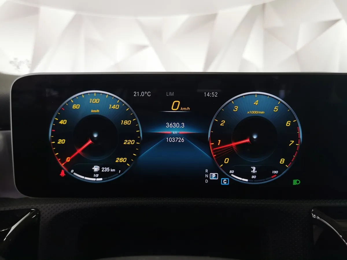 Mercedes-Benz A-Класс A 200 7G-DCT (150 л.с.) Sport Синий в АВИЛОН. Слайд №17