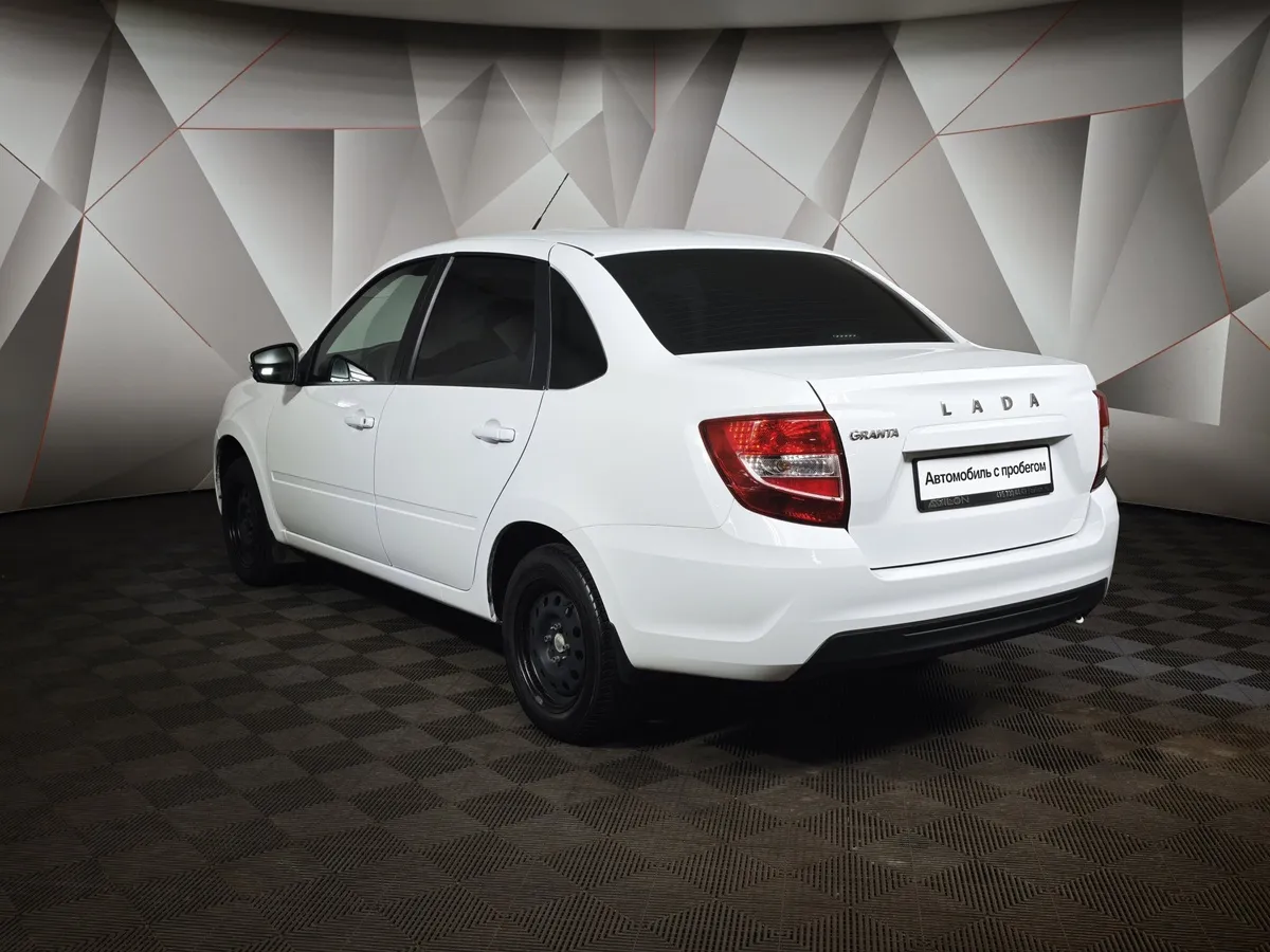 ВАЗ (Lada) Granta 1.6 MT 8кл (87 л.с.) Белый в АВИЛОН. Слайд №4