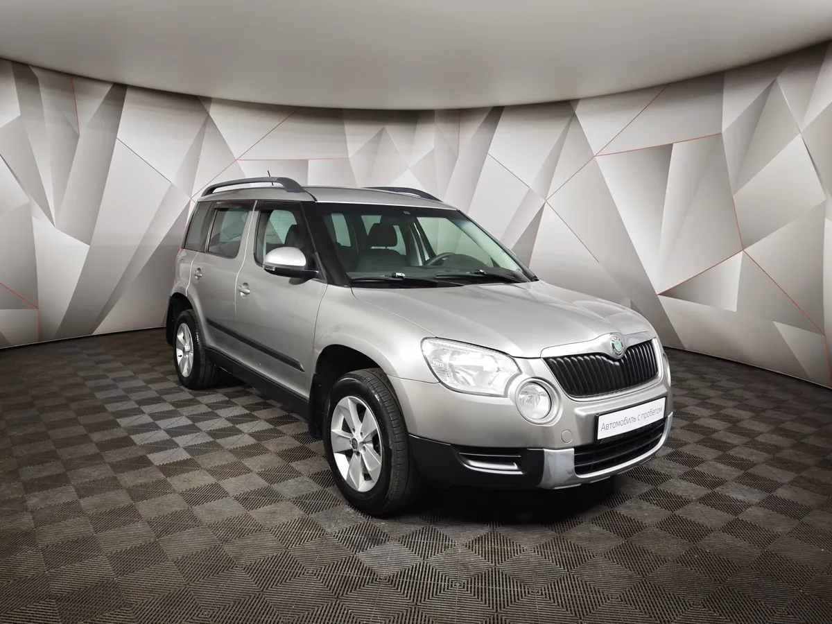 Skoda Yeti 1.2 TSI DSG (105 л.с.) Active Бежевый в АВИЛОН. Слайд №3