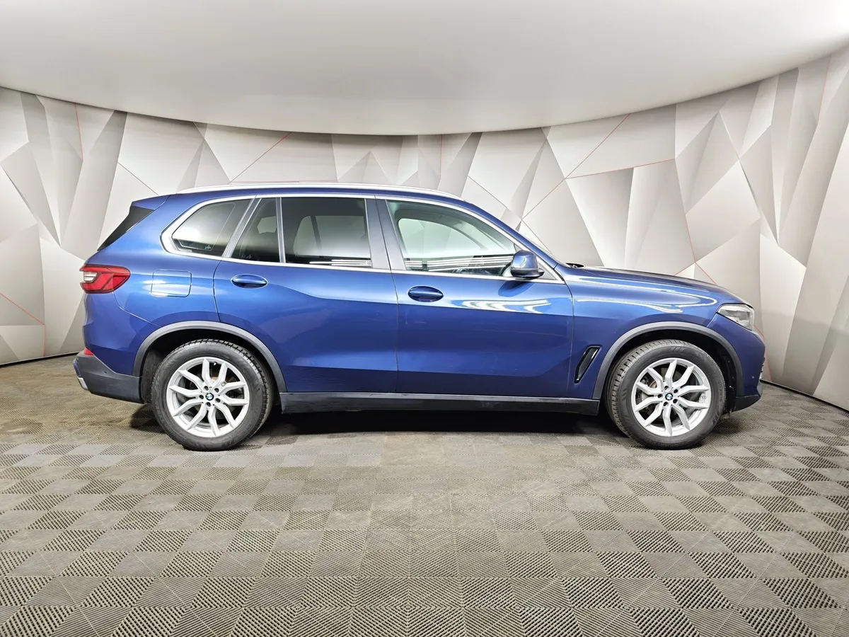 BMW X5 xDrive30d Steptronic (249 л.с.) Business Plus Синий в АВИЛОН. Слайд №6