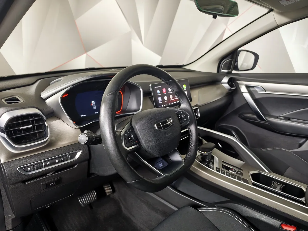 Geely Coolray 1.5T 7DCT 2WD (150 л.с.) Luxury Серый в АВИЛОН. Слайд №19