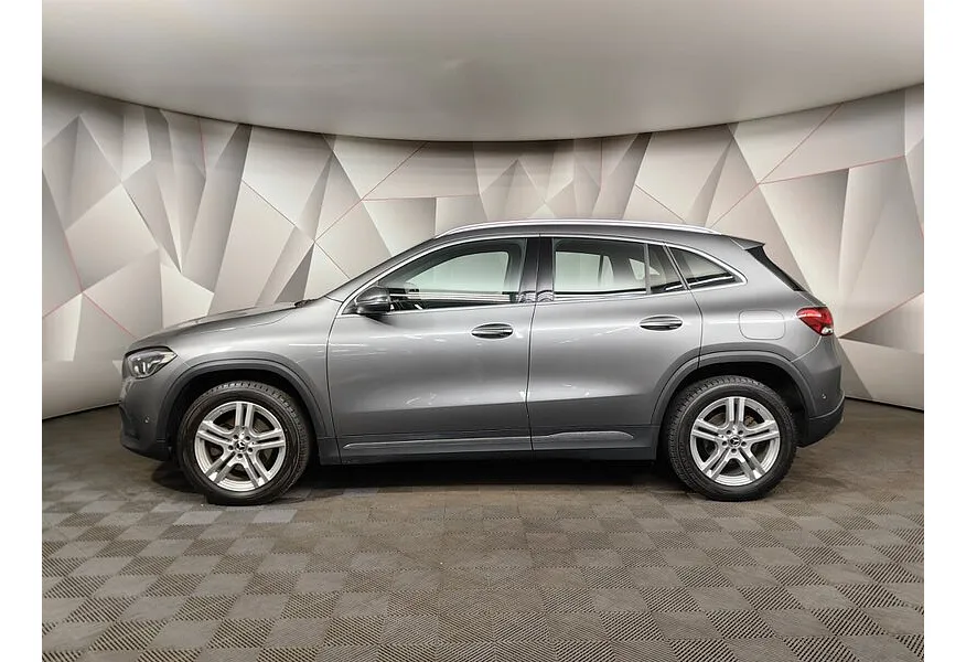 Mercedes-Benz GLA 200 7G-DCT (163 л.с.) Progressive Серый в АВИЛОН. Слайд №3