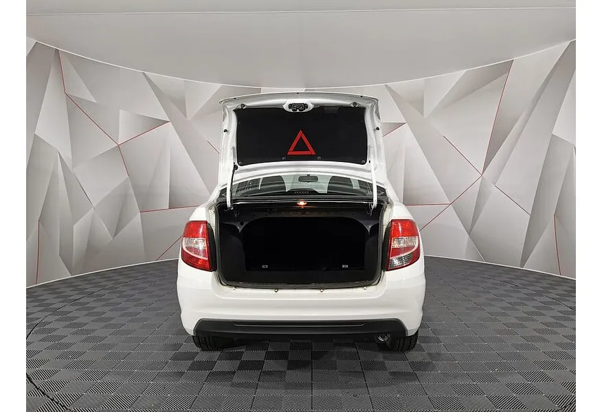 АВИЛОН - ВАЗ (Lada) Granta 1.6 MT 16 кл (106 л.с.) Белый - slide 14