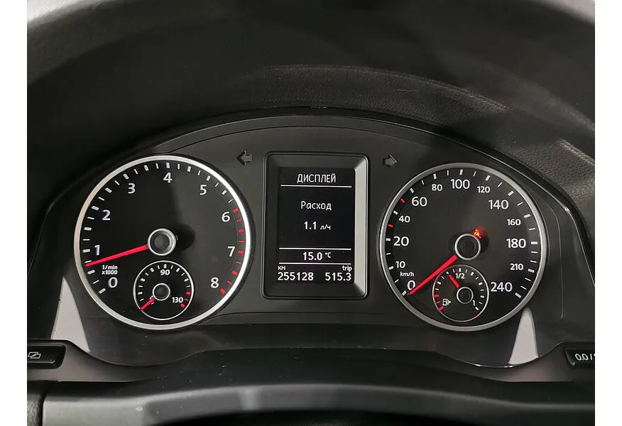 Volkswagen Tiguan 1.4 TSI BlueMotion MT (122 л.с.) Allstar Серебристый в АВИЛОН. Слайд №18