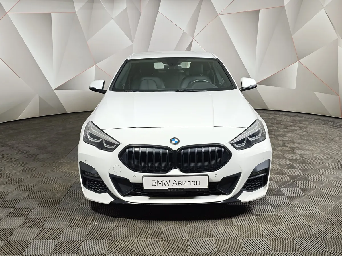 BMW 2 серия Gran Coupe 218i (140 л.с.) M Sport Edition 21 Белый в АВИЛОН. Слайд №3