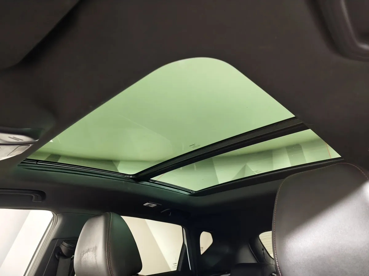 Geely Coolray 1.5T 7DCT 2WD (150 л.с.) Flagship Sport Белый в АВИЛОН. Слайд №21