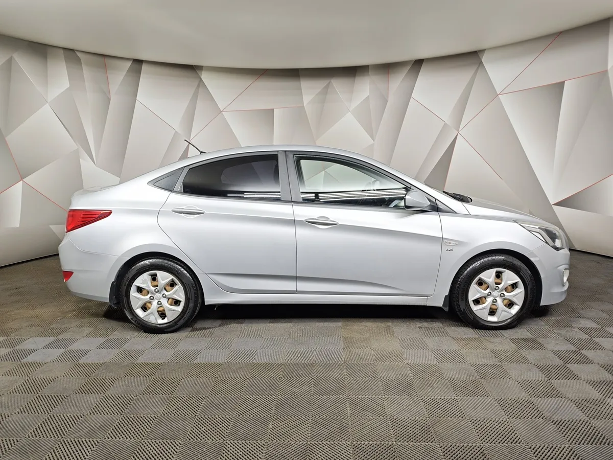 Hyundai Solaris 1.6 AT (123 л.с.) Comfort Серебристый в АВИЛОН. Слайд №6