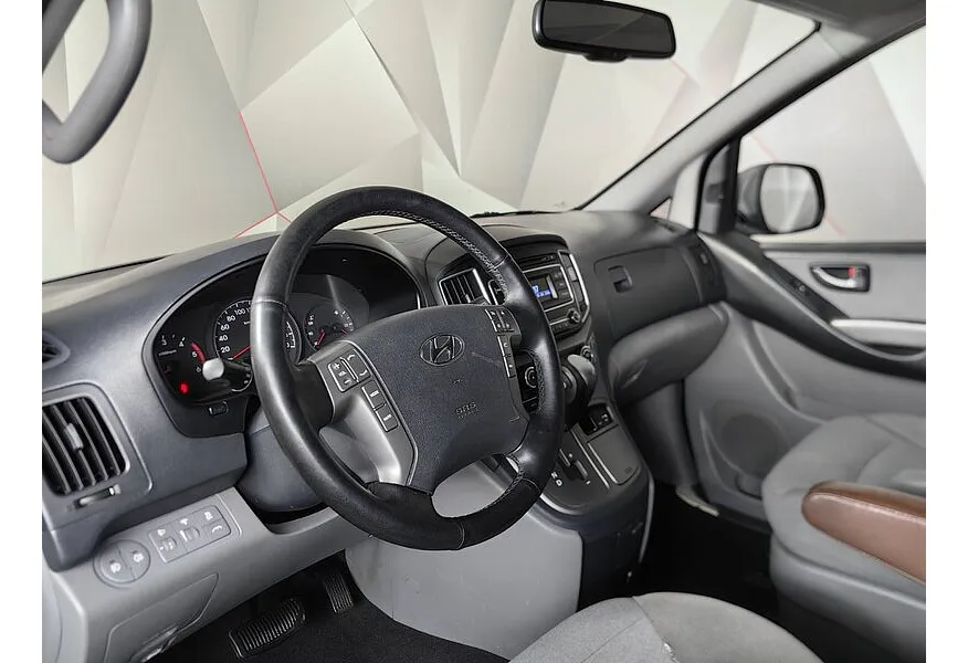 Hyundai H-1 2.5 CRDi AT (170 л.с.) Active Серый в АВИЛОН. Слайд №18