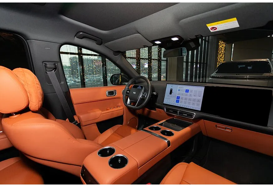 Li Auto L9 1.5 AT 4WD (449 л.с.) Ultra Серый в АВИЛОН. Слайд №13