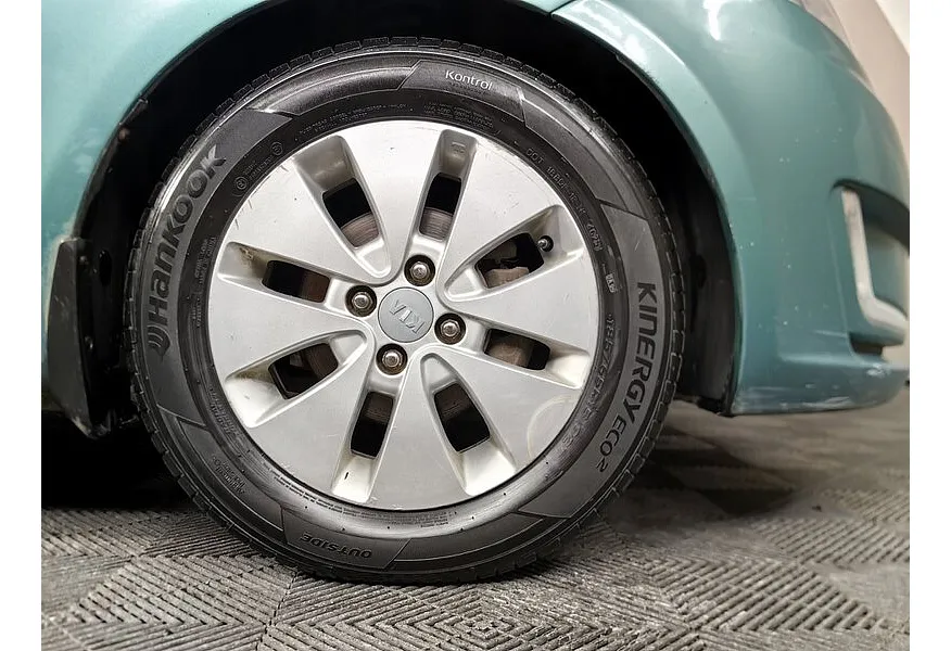 Kia Rio 1.6 AT (123 л.с.) Зеленый в АВИЛОН. Слайд №9