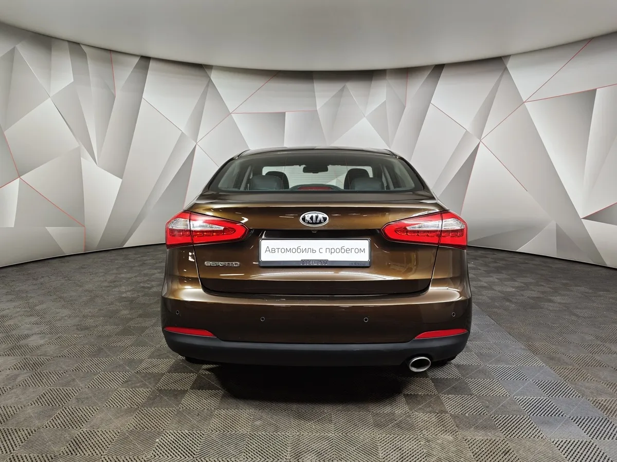 Kia Cerato 1.6 AT (130 л.с.) Коричневый в АВИЛОН. Слайд №8