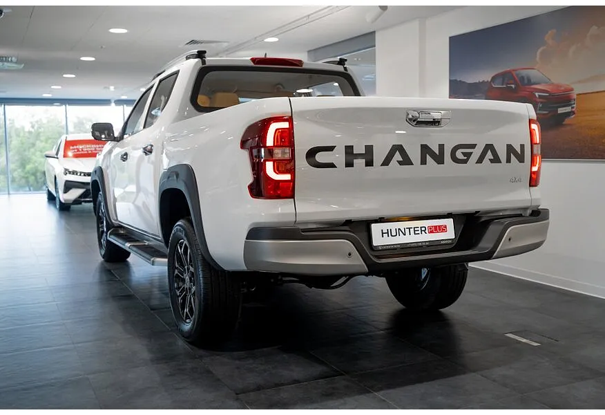 Changan HUNTER PLUS 2.0 AT 4WD (226 л.с.) Luxe Белый в АВИЛОН. Слайд №4