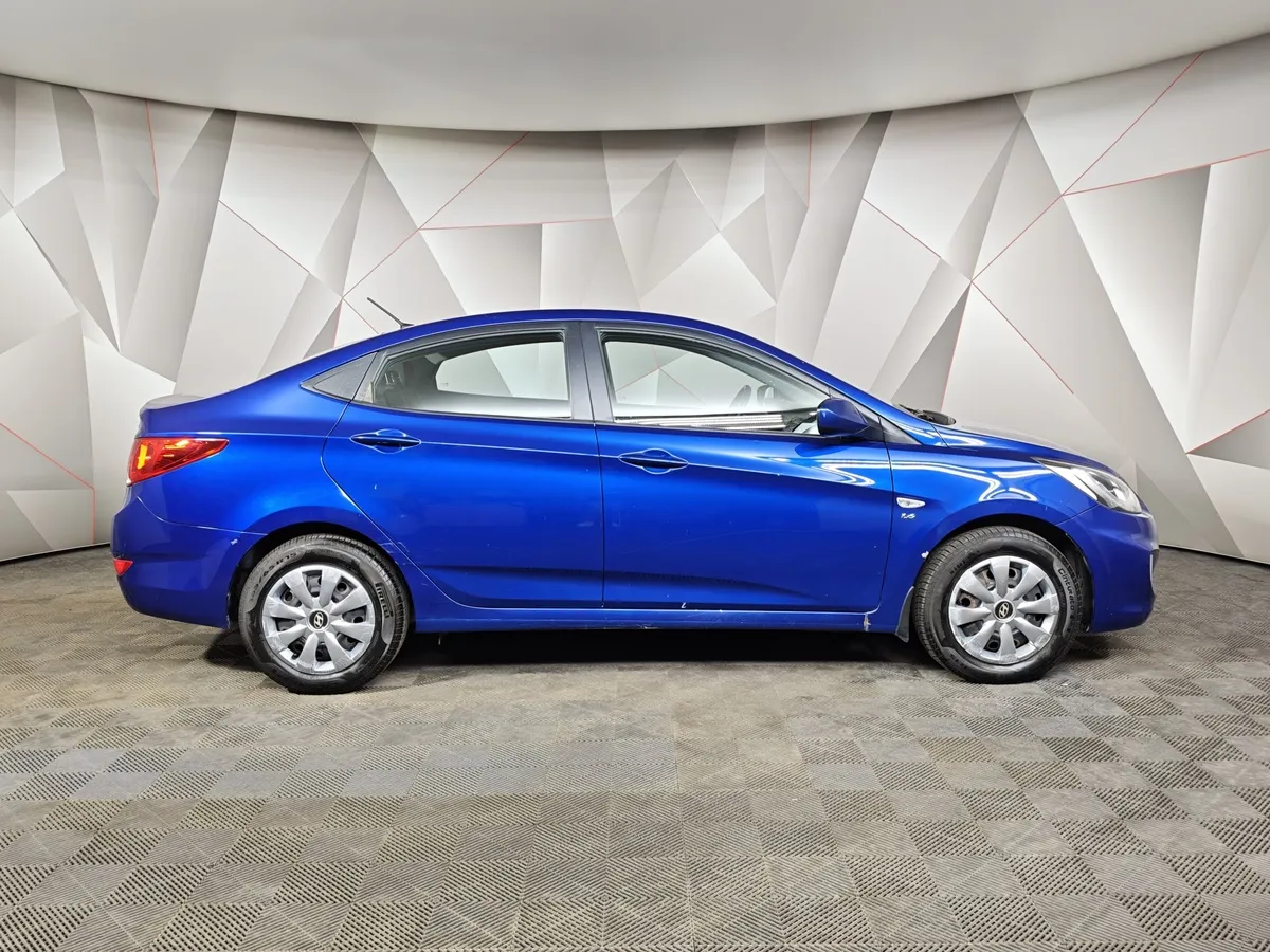 Hyundai Solaris 1.6 AT (123 л.с.) Comfort Синий в АВИЛОН. Слайд №4