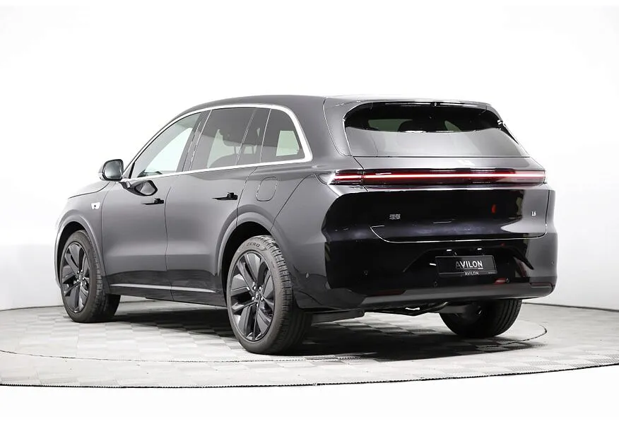 Li Auto L6 1.5 AT 4WD (150 л.с.) Max Черный в АВИЛОН. Слайд №5