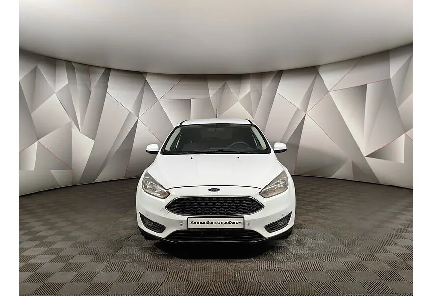 Ford Focus 1.6 PowerShift (105 л.с.) Trend Белый в АВИЛОН. Слайд №7