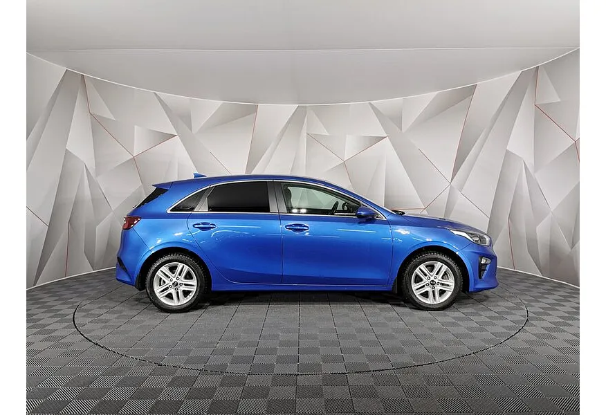 Kia Ceed 1.6 MPI AT (128 л.с.) Luxe Синий в АВИЛОН. Слайд №6