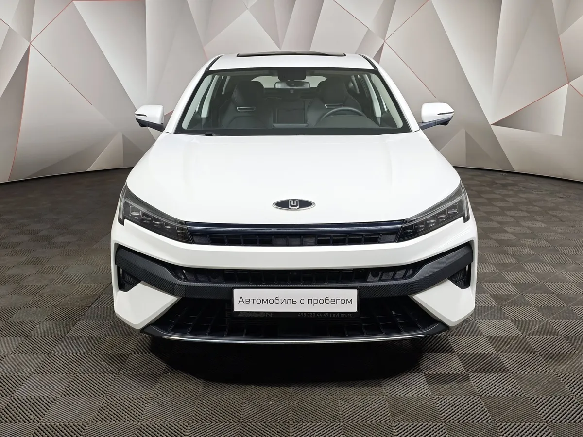 Москвич 6 1.5T CVT 2WD (136 л.с.) Business Белый в АВИЛОН. Слайд №7