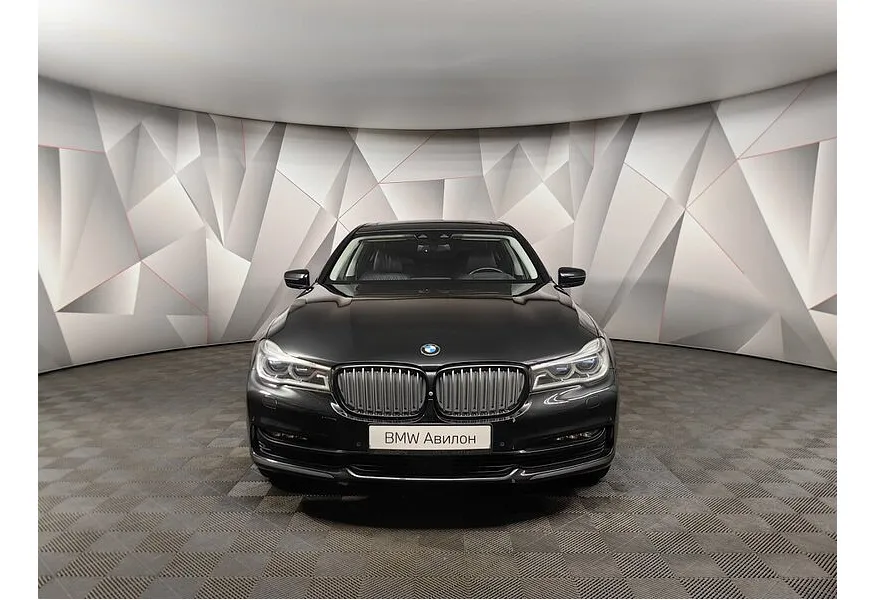 BMW 7 серия 740Ld xDrive AT (320 л.с.) Pure Excellence Черный в АВИЛОН. Слайд №4