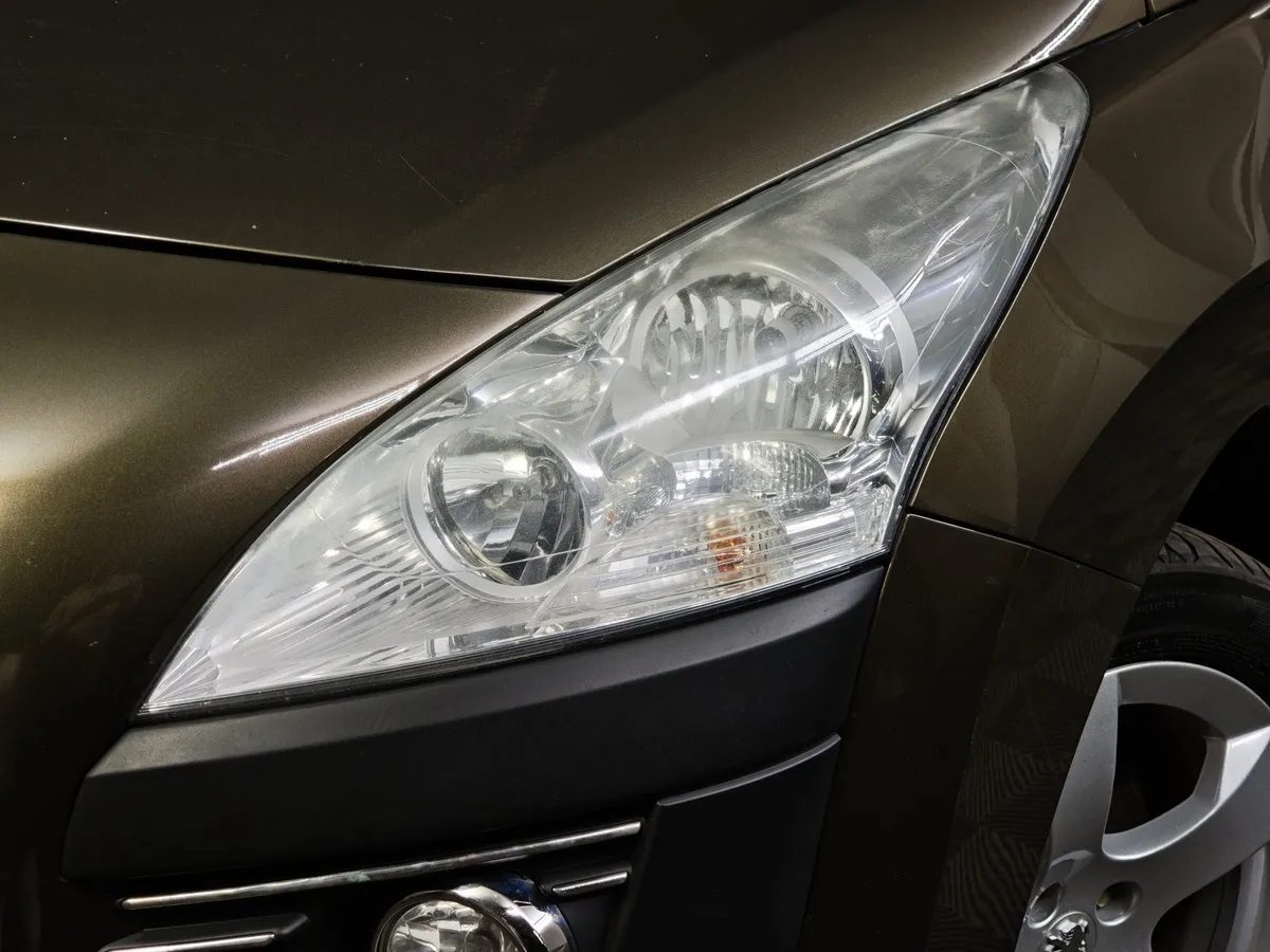 Peugeot 3008 1.6 THP AT (150 л.с.) Коричневый в АВИЛОН. Слайд №10