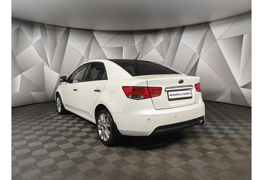 АВИЛОН - Kia Cerato 2.0 AT (150 л.с.) Белый - slide 6