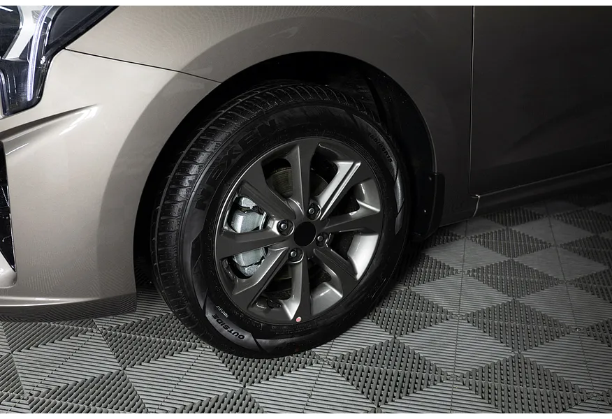 Solaris KRS 1.6 AT (123 л.с.) Prestige Бежевый в АВИЛОН. Слайд №22