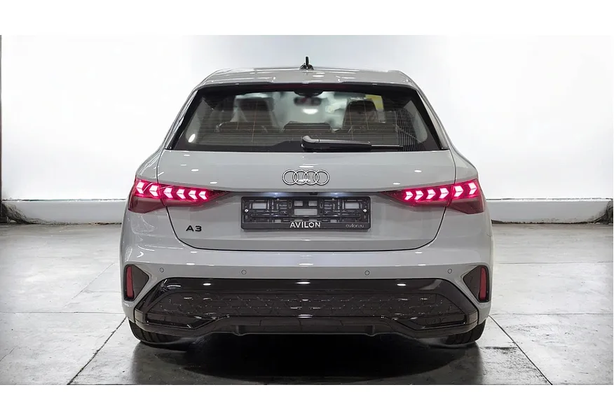 Audi A3 1.5 TFSI AMT (160 л.с.) Серый в АВИЛОН. Слайд №4
