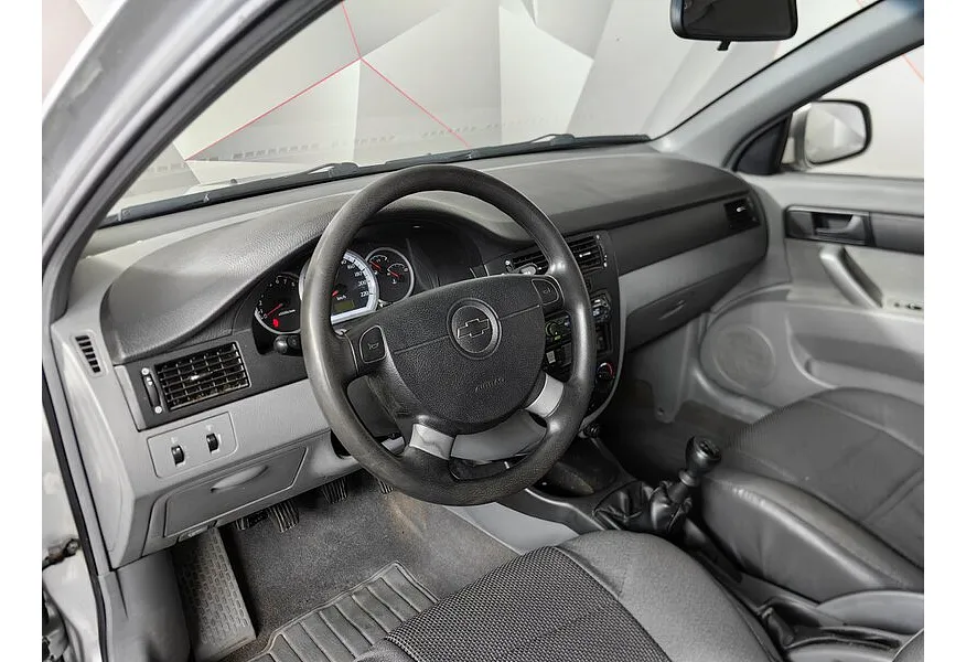 Chevrolet Lacetti 1.4 MT (95 л.с.) Серебристый в АВИЛОН. Слайд №13