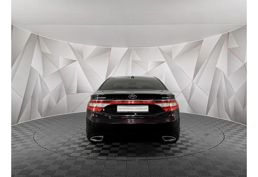 Hyundai Grandeur 3.0 AT (250 л.с.) Elegance Красный в АВИЛОН. Слайд №8