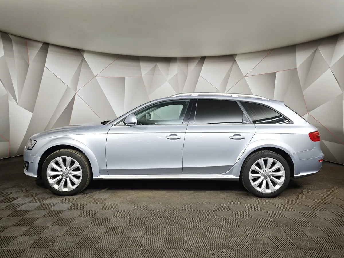Audi A4 2.0 TFSI S tronic quattro (225 л.с.) Серебристый в АВИЛОН. Слайд №5