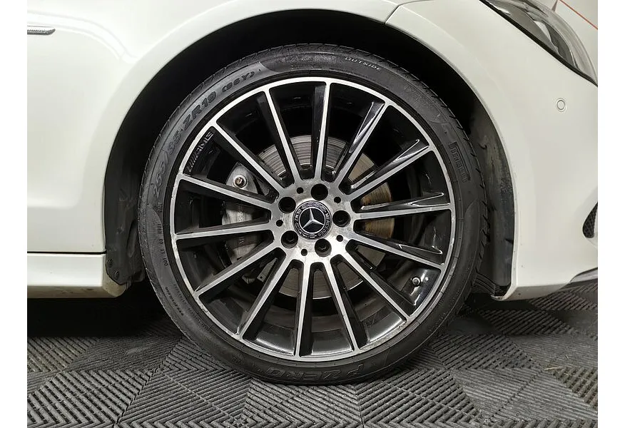 Mercedes-Benz CLS CLS 350 d 4MATIC 9G-TRONIC (249 л.с.) Белый в АВИЛОН. Слайд №18