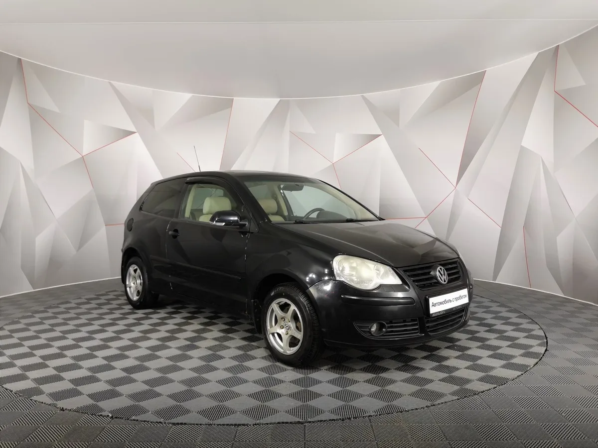 Volkswagen Polo 1.4 AT (75 л.с.) Черный в АВИЛОН. Слайд №3