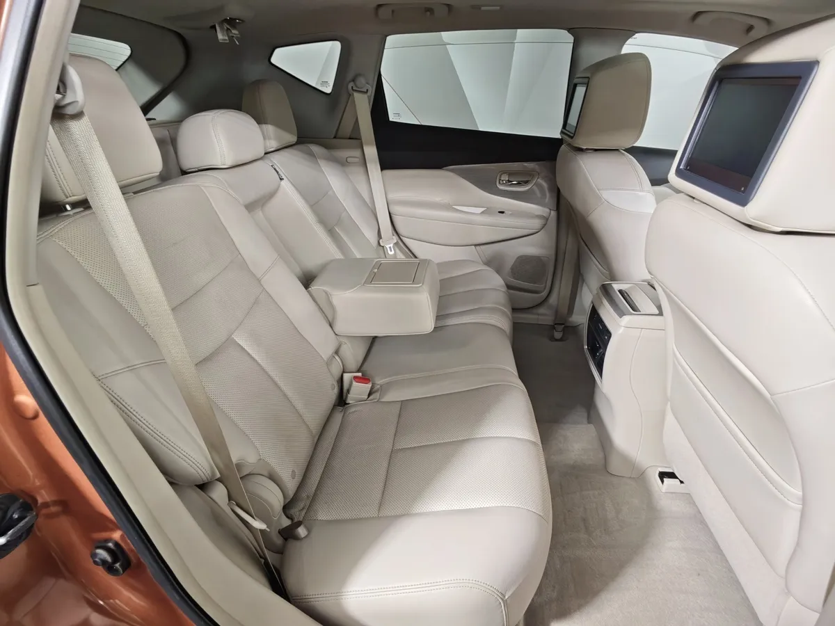 Nissan Murano 3.5 Xtronic AWD (249 л.с.) Оранжевый в АВИЛОН. Слайд №16