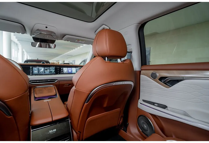 Voyah Free EVR 1.5 AT AWD (489 л.с.) Черный в АВИЛОН. Слайд №10