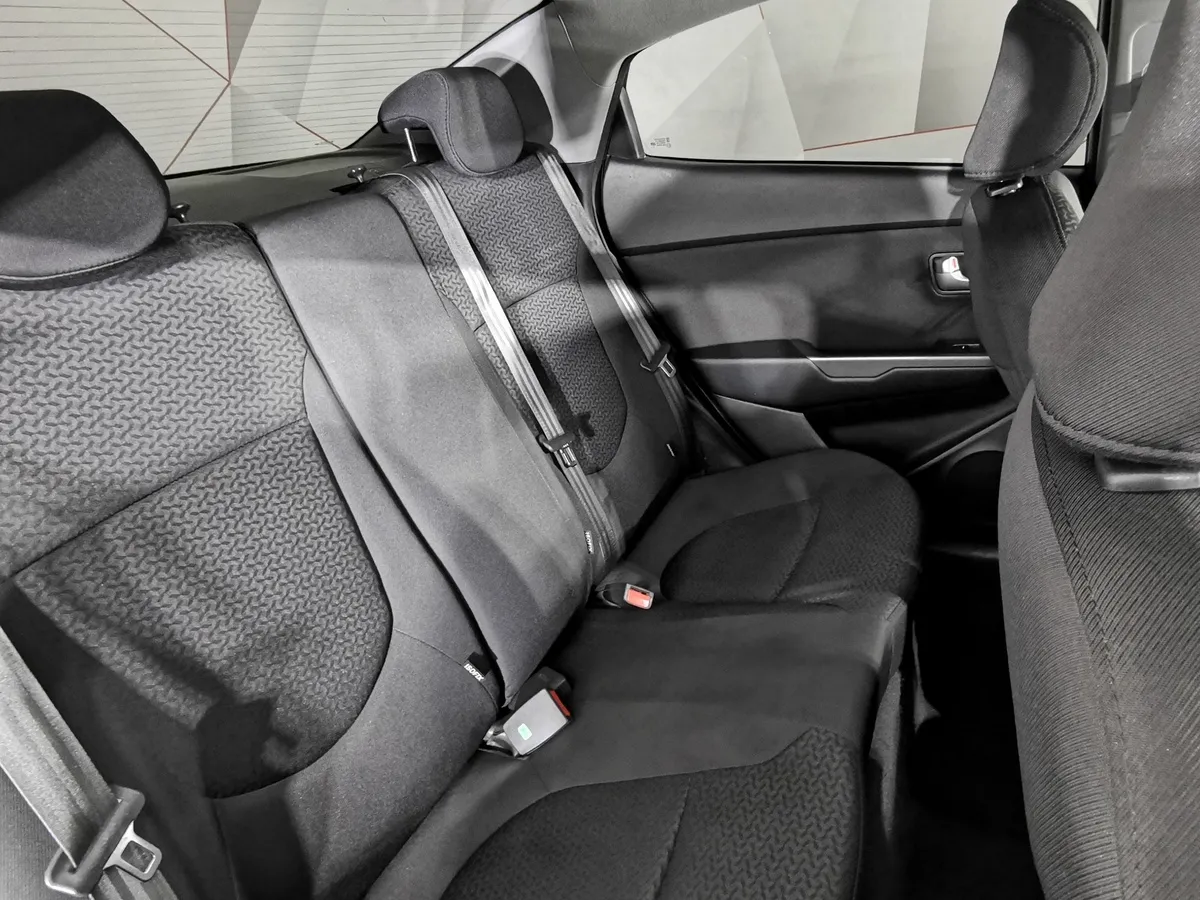 Kia Rio 1.6 AT (123 л.с.) Luxe Серый в АВИЛОН. Слайд №16