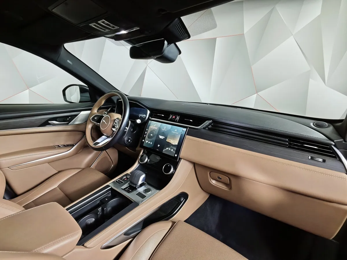 Jaguar F-Pace 2.0 TD AT AWD (199 л.с.) S Черный в АВИЛОН. Слайд №13