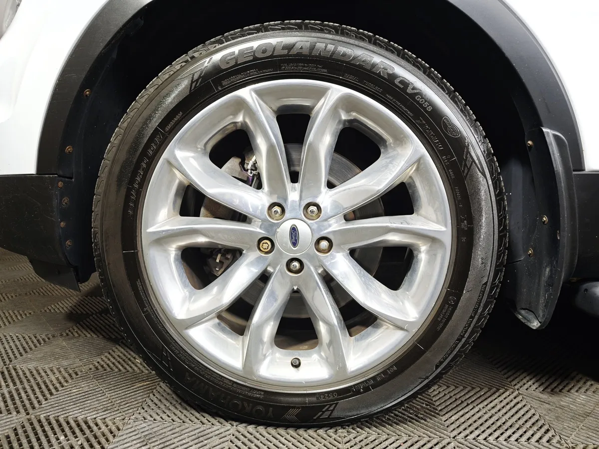 Ford Explorer 3.5 SelectShift 4WD (294 л.с.) Белый в АВИЛОН. Слайд №9
