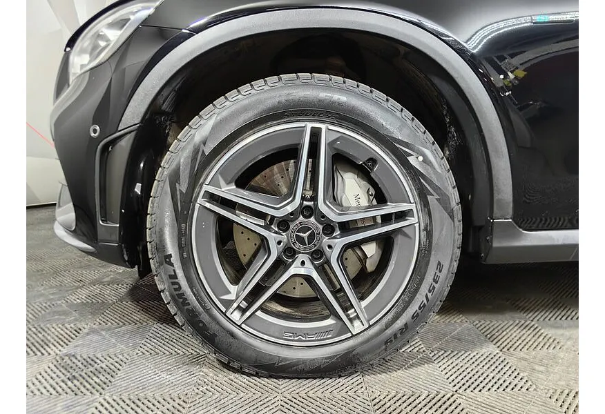 Mercedes-Benz GLC 350e 7G-TRONIC PLUS 4MATIC (211 л.с.) Особая серия Черный в АВИЛОН. Слайд №8