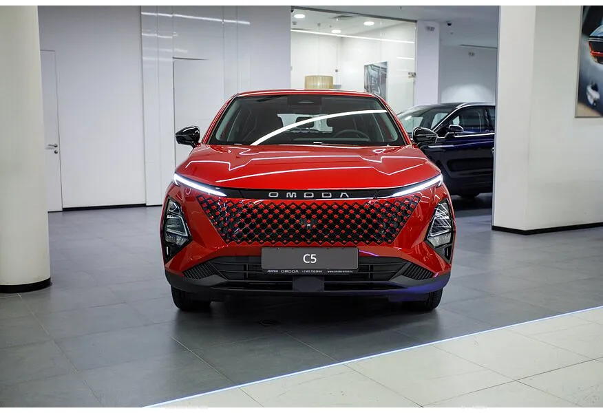 Omoda C5 1.6T DCT 4WD (150 л.с.) Supreme Красный в АВИЛОН. Слайд №4