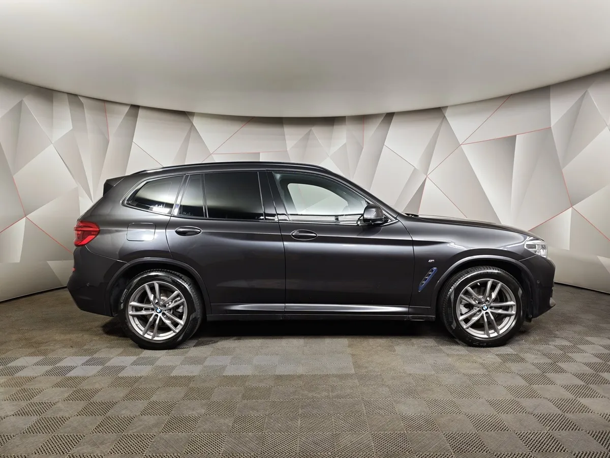 BMW X3 xDrive20i AT (184 л.с.) M Sport Серый в АВИЛОН. Слайд №6