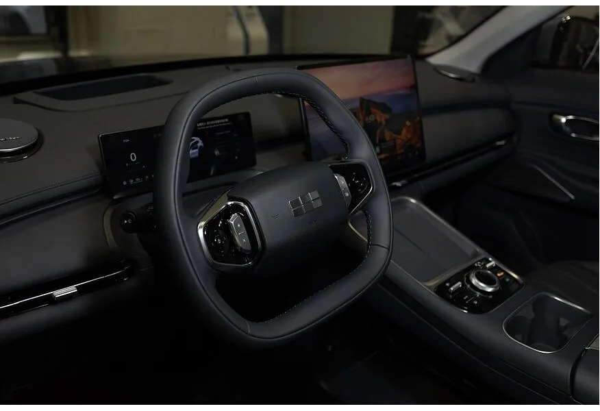 Geely EX5 EM-i 1.5 PHEV DHT FWD (218 л.с.) Max Синий в АВИЛОН. Слайд №10