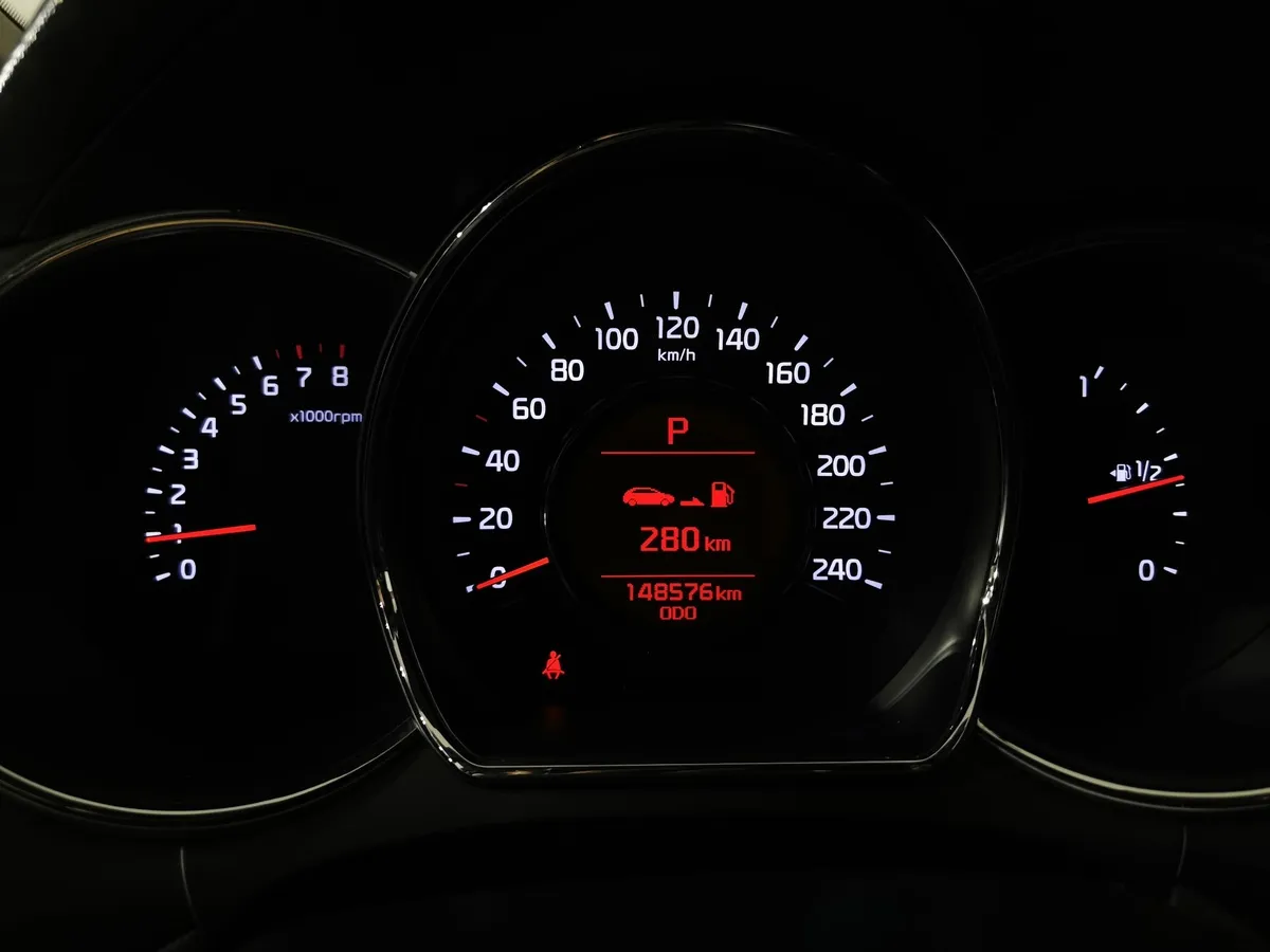 Kia Ceed 1.6 AT (129 л.с.) Luxe Серый в АВИЛОН. Слайд №18